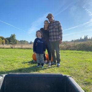 Meet your Posher, Tom